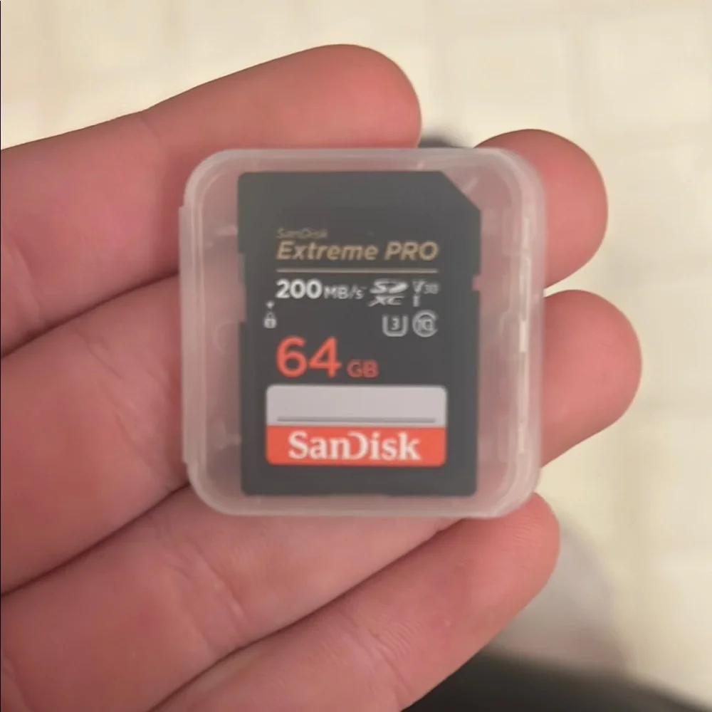 Andis Extreme PRO 64GB Memory Card - Black